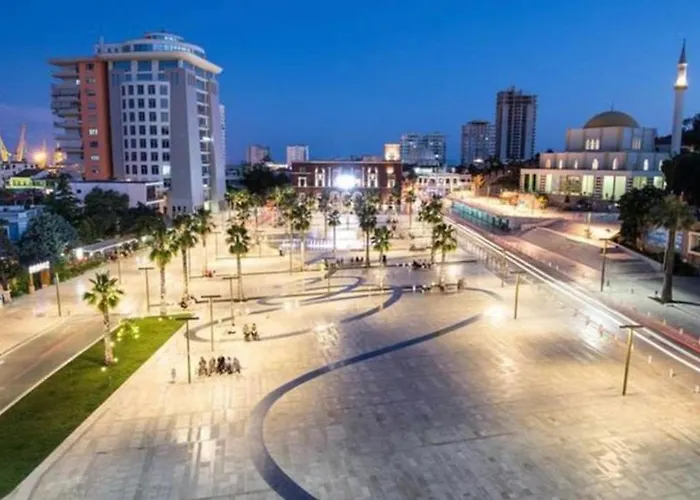 Sea View Apartment/beach/city Center/wifi * Durrës