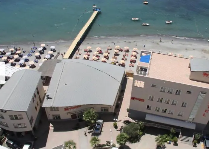 Sea View Apartment/beach/city Center/wifi