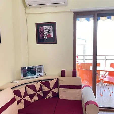 Sea View Apartment/beach/city Center/wifi Διαμέρισμα *